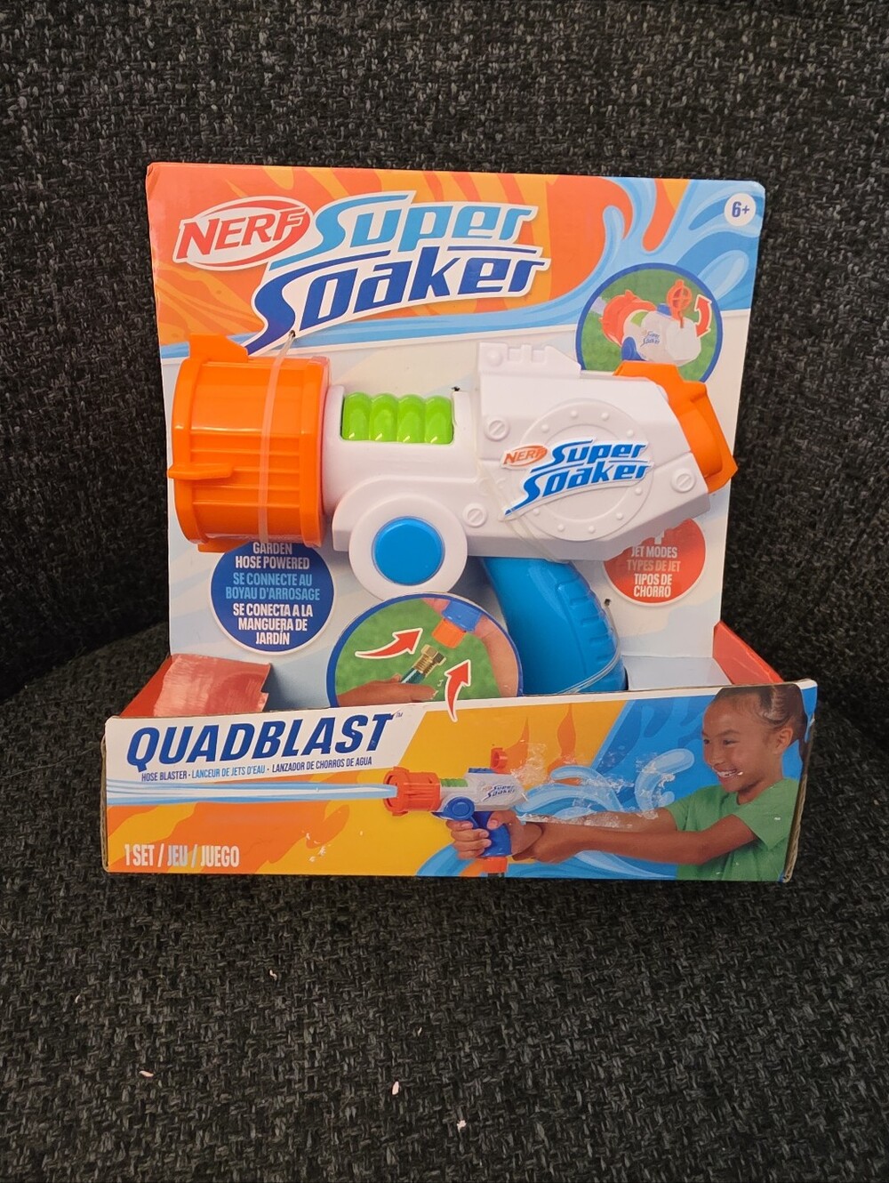 NIP Nerf Super Soaker Quadblast 4 Jet Modes Hook Up To Garden Hose Hasbro
